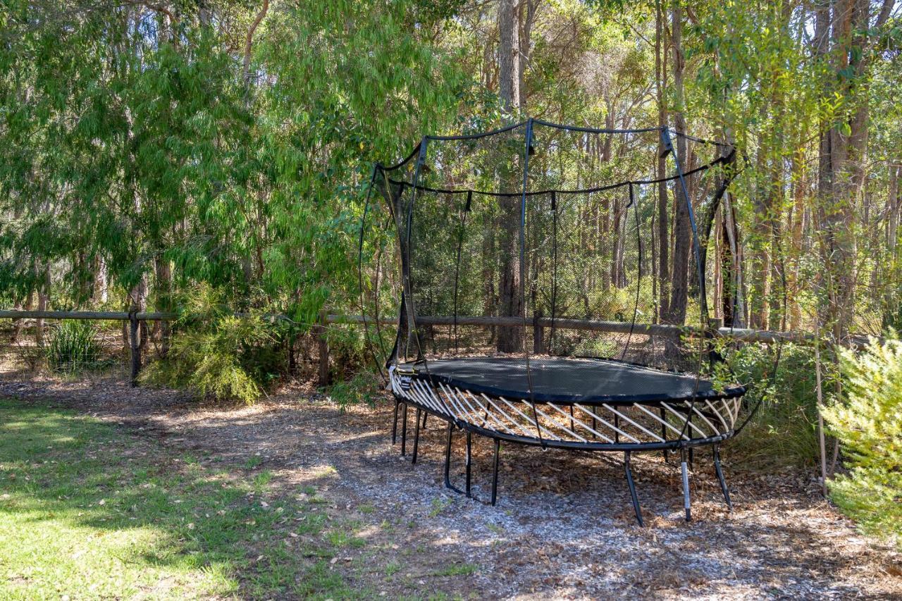 Mansfield Retreat - In Town - Margaret River ภายนอก รูปภาพ